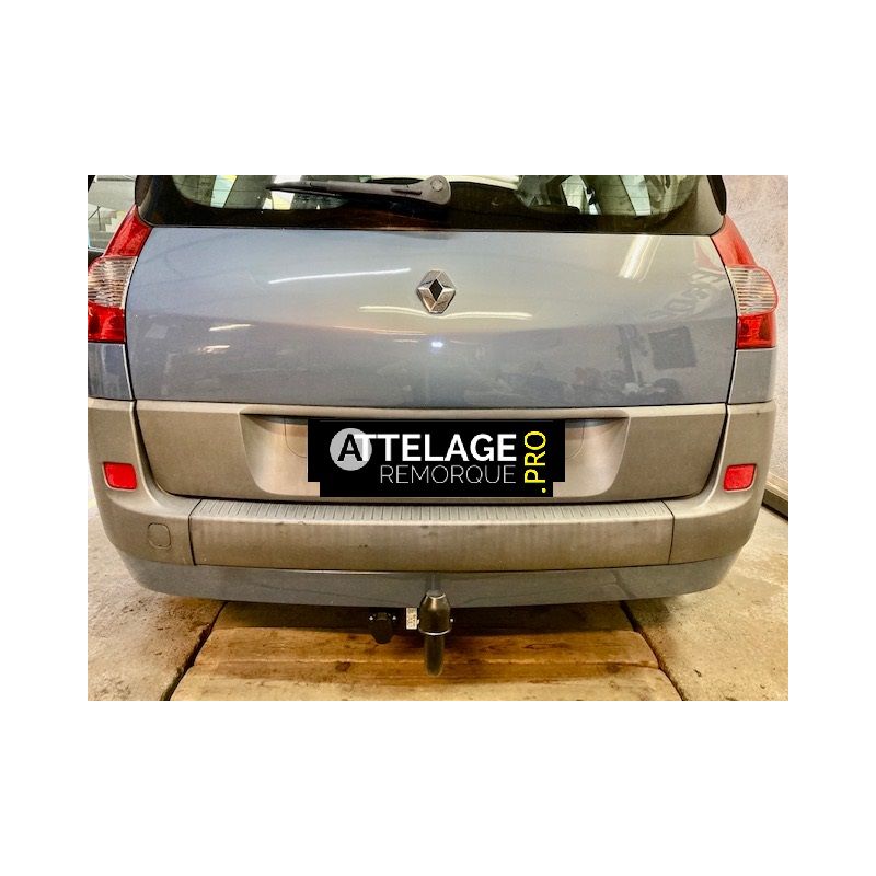 ATTELAGE RENAULT SCENIC 2 LONG COL DE CYGNE BOSAL