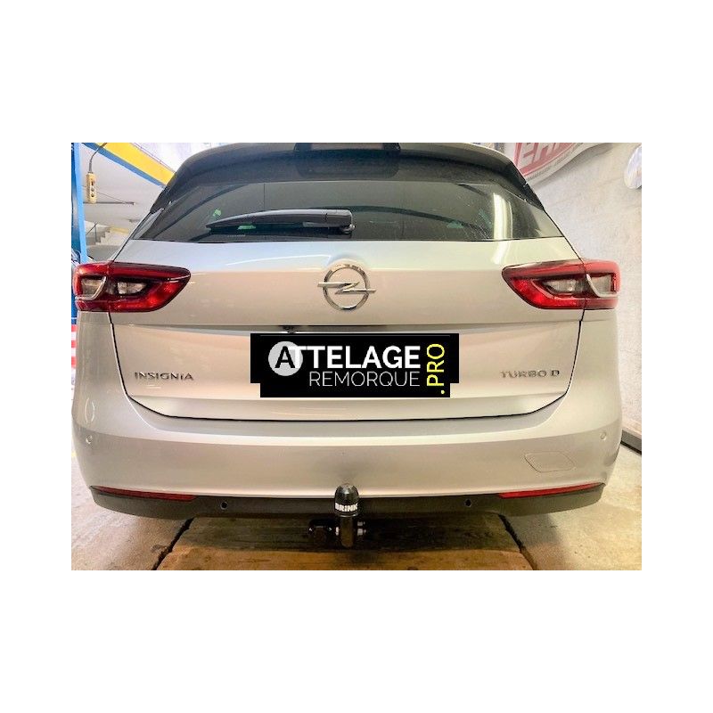 ATTELAGE OPEL INSIGNIA SPORT TOURER 2017 COL DE CYGNE BRINK / THULE