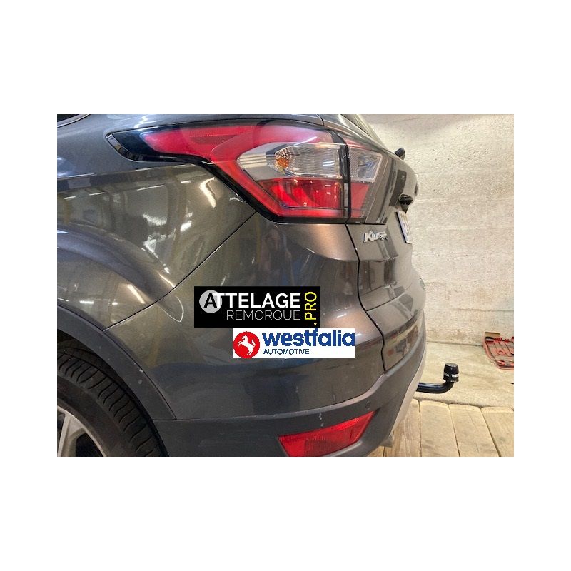 ATTELAGE FORD KUGA 2017 COL DE CYGNE SIARR