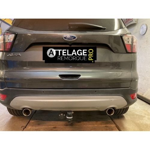 ATTELAGE FORD KUGA 2017 COL DE CYGNE SIARR