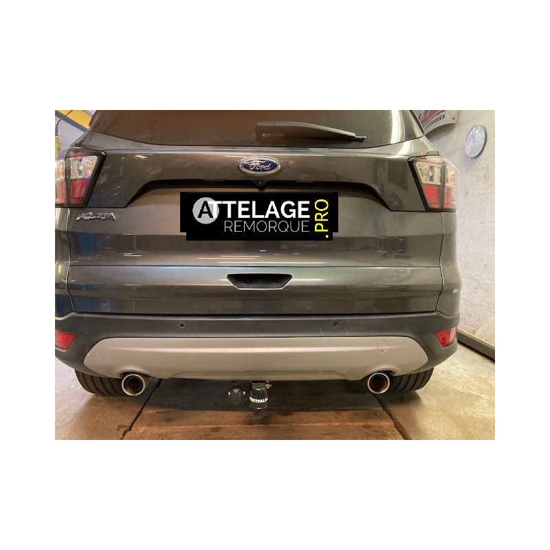 ATTELAGE FORD KUGA 2017 COL DE CYGNE SIARR