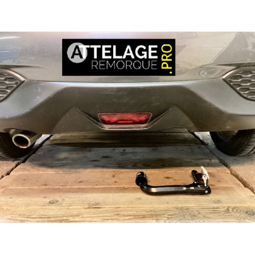 ATTELAGE NISSAN JUKE 1 DEMONTABLE SANS OUTILS BOSAL