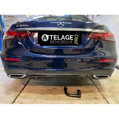 ATTELAGE MERCEDES CLASSE E HYBRIDE BERLINE W213 RDSOV BRINK THULE