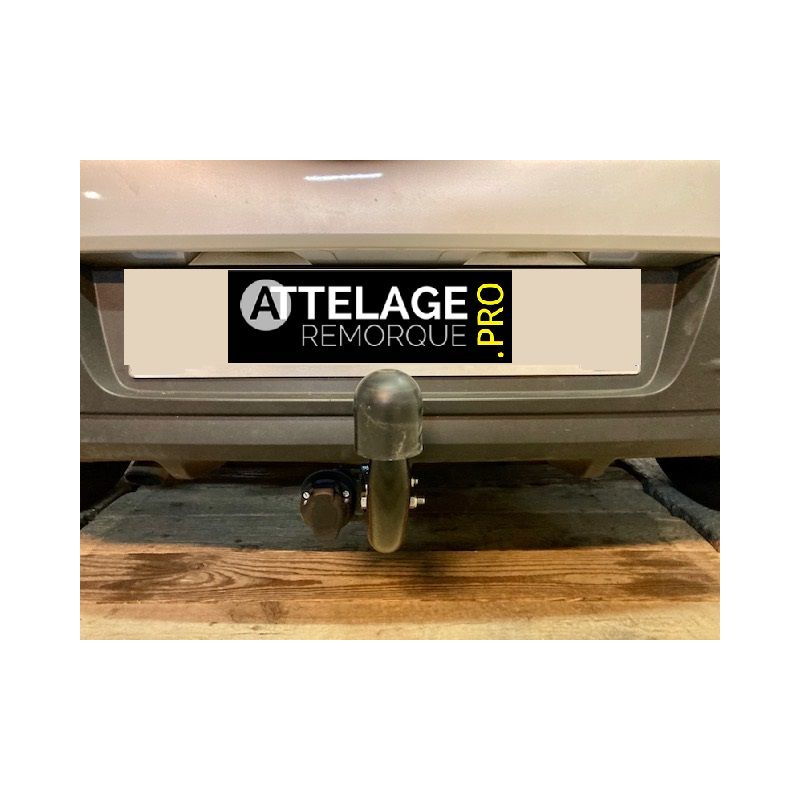 ATTELAGE RENAULT CLIO 4 COL DE CYGNE BOSAL