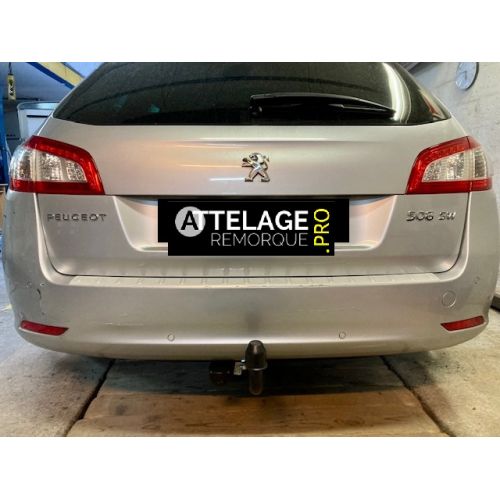 ATTELAGE PEUGEOT 508 SW COL DE CYGNE BOSAL