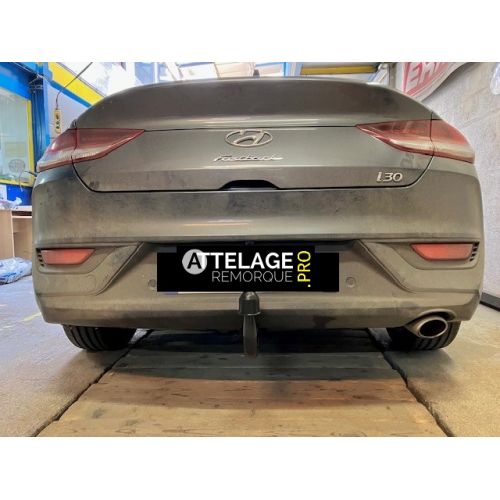 ATTELAGE HYUNDAI I30 FASTBACK COL DE CYGNE SIARR