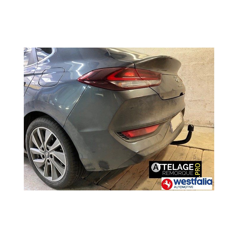 ATTELAGE HYUNDAI I30 FASTBACK COL DE CYGNE SIARR