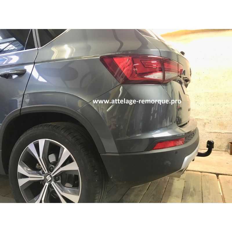 ATTELAGE SEAT ATECA COL DE CYGNE BOSAL