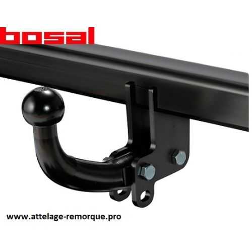 ATTELAGE PEUGEOT 3008 COL DE CYGNE BOSAL