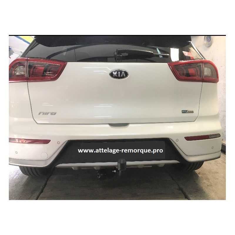 ATTELAGE KIA NIRO HYBRIDE COL DE CYGNE GDW / BOISNIER