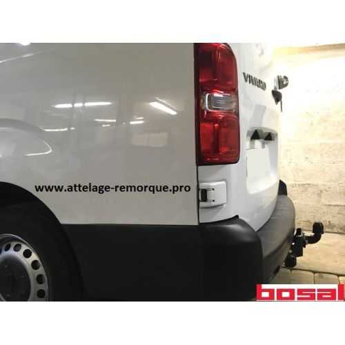 ATTELAGE OPEL VIVARO 2020 ROTULE COUDEE BOSAL