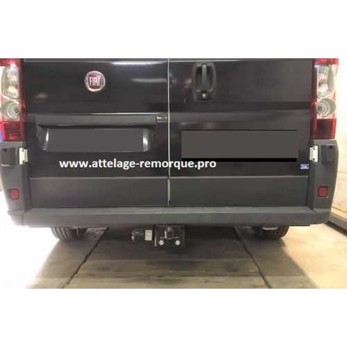 ATTELAGE FIAT DUCATO 2006 ROTULE COUDEE BOSAL
