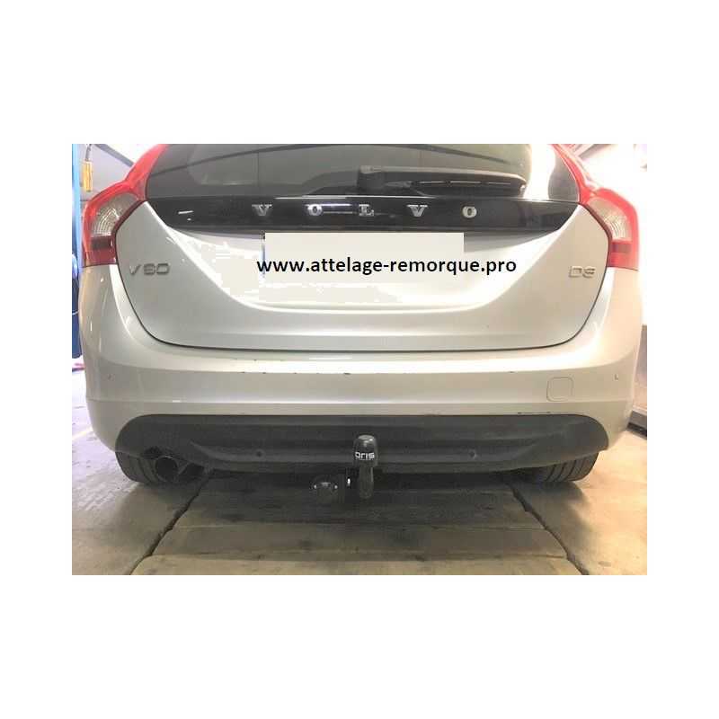 ATTELAGE VOLVO V60 2010 COL DE CYGNE BOSAL