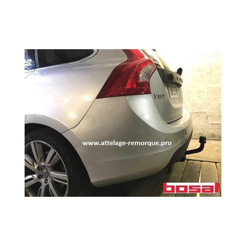 ATTELAGE VOLVO V60 2010 COL DE CYGNE BOSAL