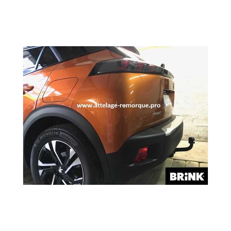 ATTELAGE PEUGEOT 2008 GT LINE 2020 COL DE CYGNE BRINK / THULE