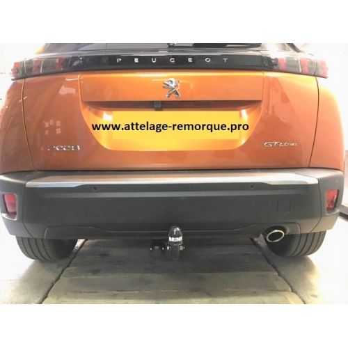 ATTELAGE PEUGEOT 2008 GT LINE 2020 COL DE CYGNE BRINK / THULE