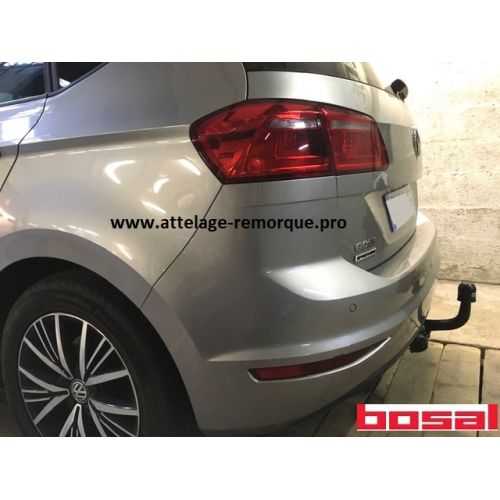 ATTELAGE VOLKSWAGEN GOLF VII SPORTVAN COL DE CYGNE BOSAL