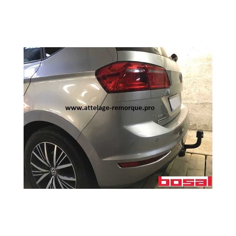 ATTELAGE VOLKSWAGEN GOLF VII SPORTVAN COL DE CYGNE BOSAL