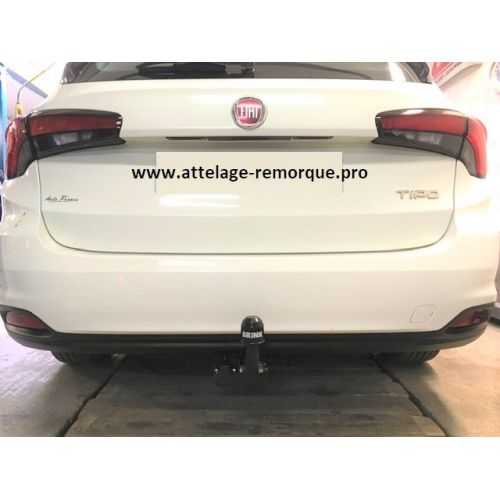 ATTELAGE FIAT TIPO BREAK SW COL DE CYGNE BRINK / THULE