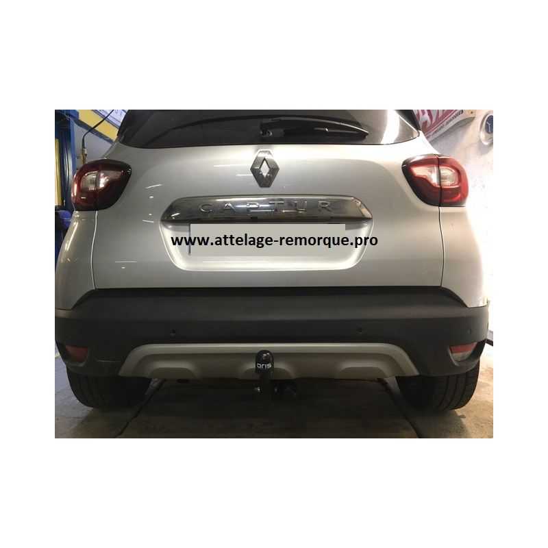 ATTELAGE RENAULT CAPTUR 2017 COL DE CYGNE BOSAL