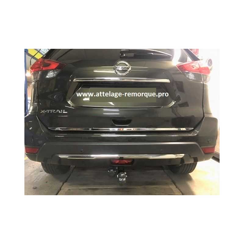 ATTELAGE NISSAN X-TRAIL 2020 COL DE CYGNE BOSAL