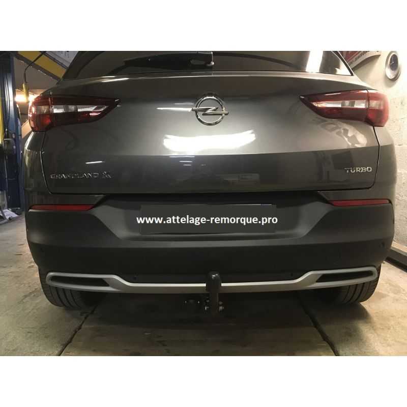 ATTELAGE OPEL GRANDLAND X COL DE CYGNE BOSAL