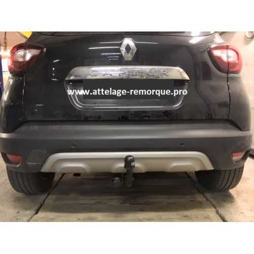 ATTELAGE RENAULT CAPTUR I COL DE CYGNE BOSAL