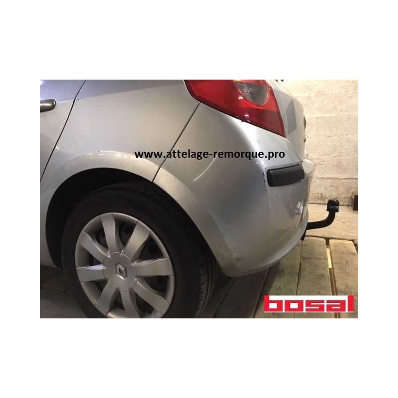 ATTELAGE RENAULT CLIO III COL DE CYGNE BOSAL