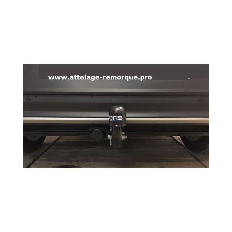 ATTELAGE VOLKSWAGEN T-ROC COL DE CYGNE BOSAL