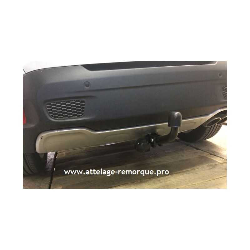 ATTELAGE JEEP RENEGADE COL DE CYGNE BOSAL