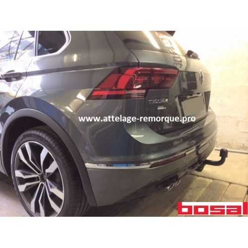 ATTELAGE VOLKSWAGEN TIGUAN 2017 COL DE CYGNE BOSAL