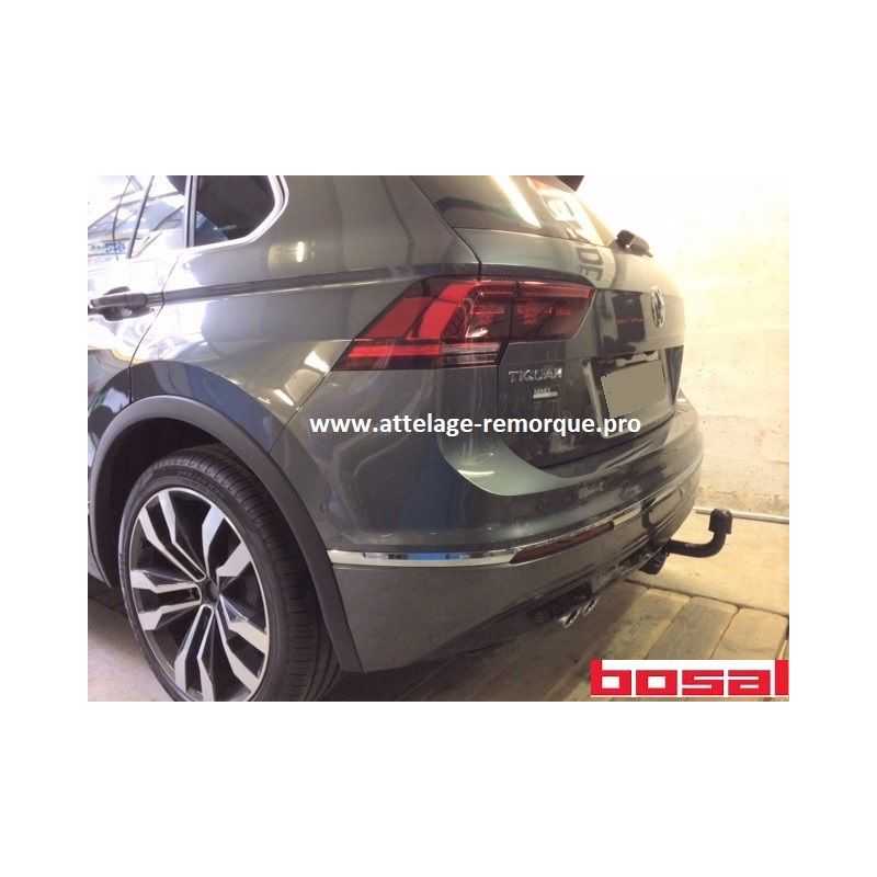 ATTELAGE VOLKSWAGEN TIGUAN 2017 COL DE CYGNE BOSAL