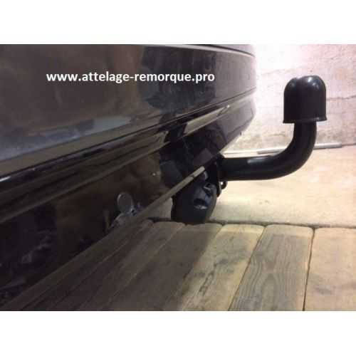 ATTELAGE VOLKSWAGEN TIGUAN 2017 COL DE CYGNE BOSAL