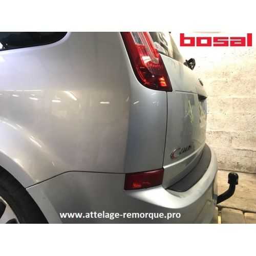 ATTELAGE FORD C-MAX COL DE CYGNE BOSAL