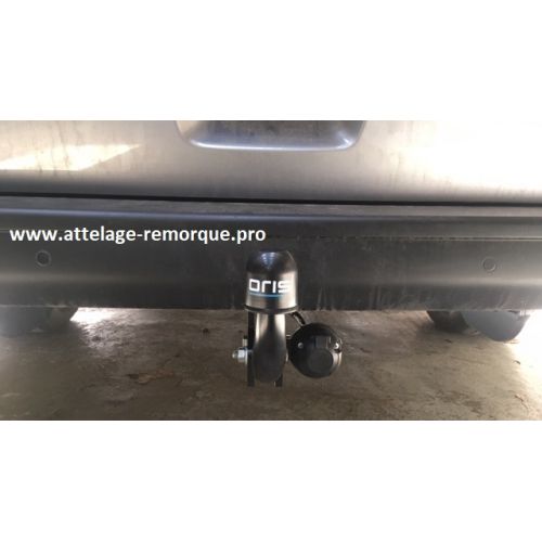 ATTELAGE PEUGEOT TRAVELLER 2020 COL DE CYGNE BOSAL
