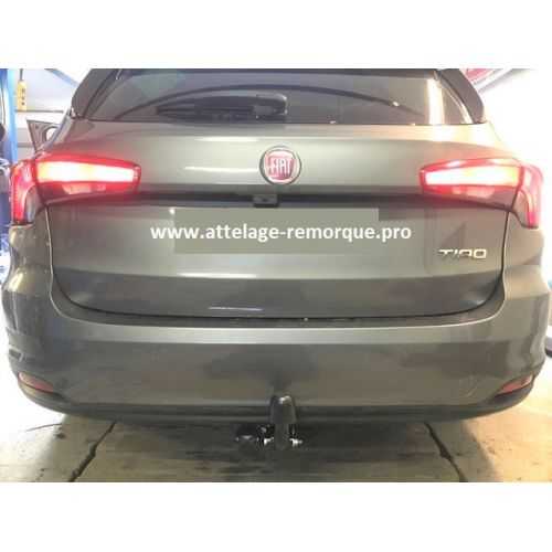 ATTELAGE FIAT TIPO SW COL DE CYGNE BOSAL