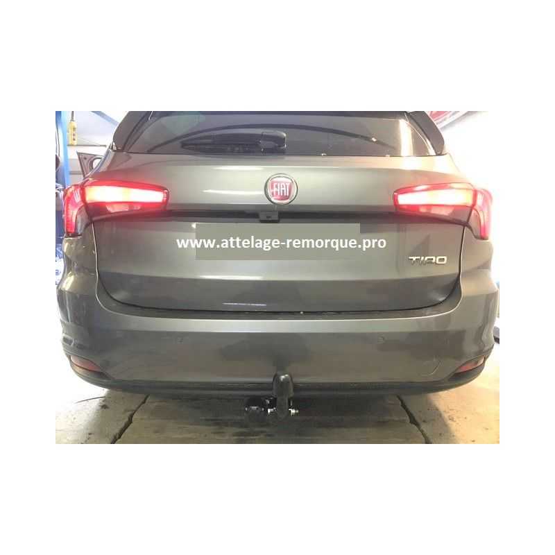 ATTELAGE FIAT TIPO SW COL DE CYGNE BOSAL