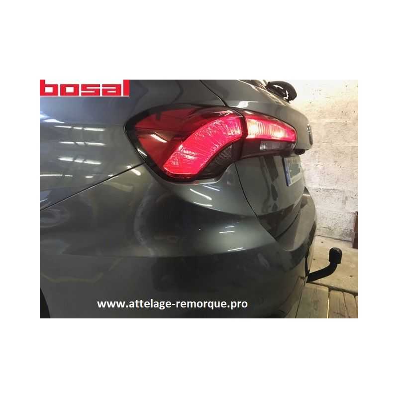 ATTELAGE FIAT TIPO SW COL DE CYGNE BOSAL