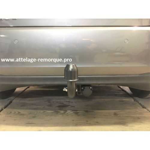ATTELAGE MERCEDES CLASSE A 2020 COL DE CYGNE BOSAL