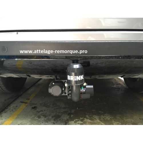 ATTELAGE TOYOTA RAV 4 IV / 4 HYBRID 2017 BMA BRINK THULE