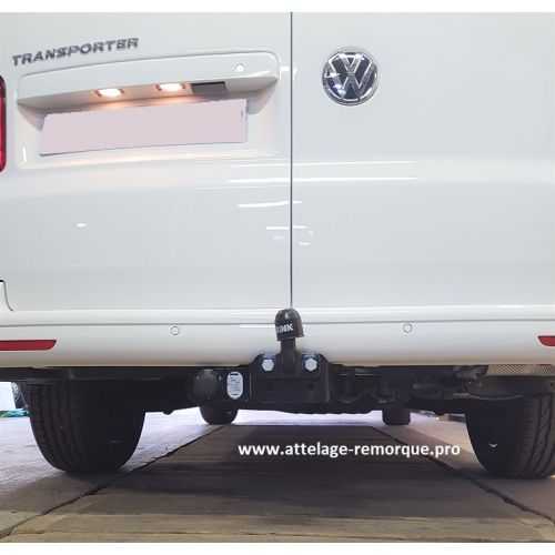 ATTELAGE VOLKSWAGEN TRANSPORTER 6 PLATINE BRINK