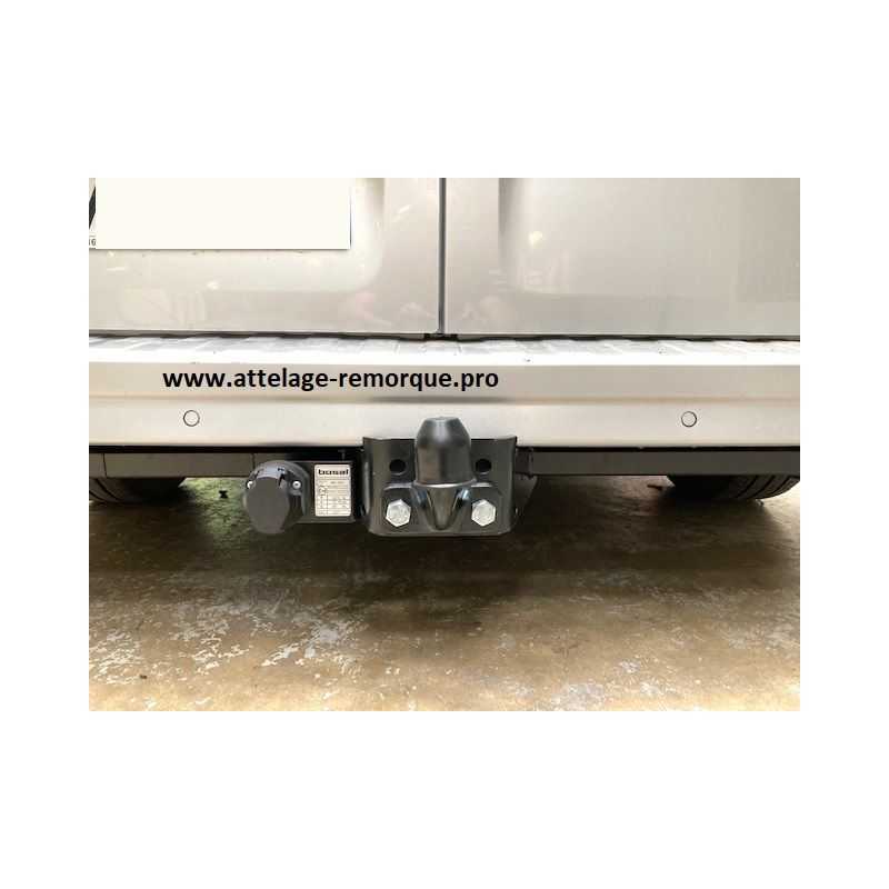 ATTELAGE FIAT TALENTO PLATINE BOSAL