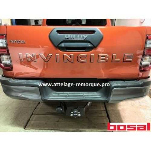 ATTELAGE TOYOTA HILUX 2021 PLATINE BOSAL