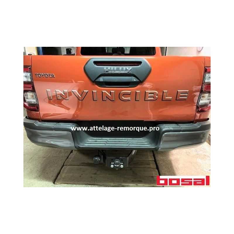 ATTELAGE TOYOTA HILUX 2021 PLATINE BOSAL