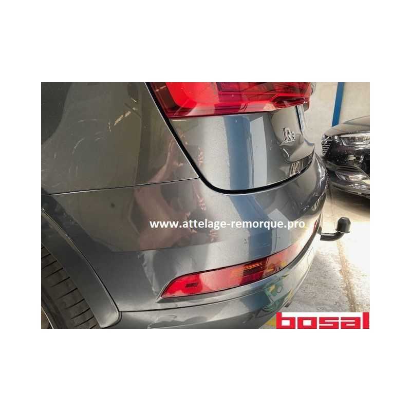 ATTELAGE AUDI Q3 2013 COL DE CYGNE BOSAL
