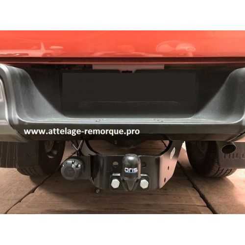 ATTELAGE TOYOTA HILUX 2021 ROTULE COUDEE BOSAL