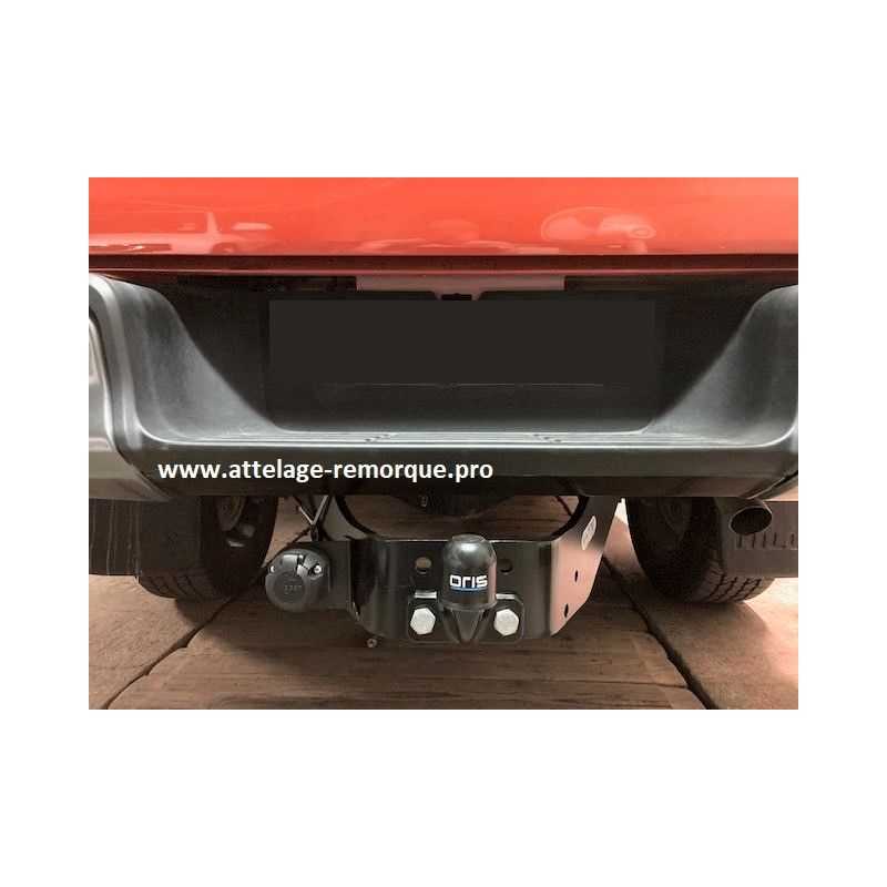 ATTELAGE TOYOTA HILUX 2021 ROTULE COUDEE BOSAL