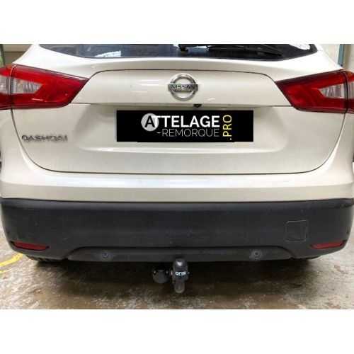 ATTELAGE  NISSAN QASHQAI 2016 COL DE CYGNE BOSAL