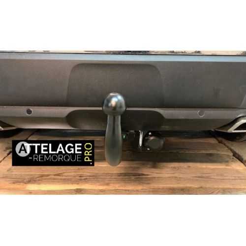 ATTELAGE PEUGEOT 3008 2 HYBRIDE DEMONTABLE SANS OUTILS BRINK