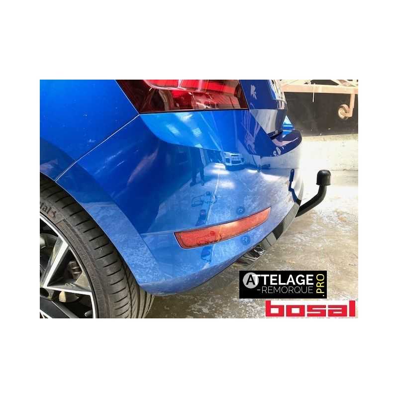 ATTELAGE SKODA FABIA 3 MONTE CARLO COL DE CYGNE BOSAL
